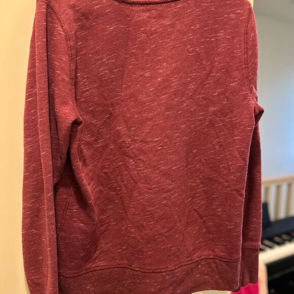 Tek Gear Ultrasoft Fleece Maroon Sweatshirt with Love Wins graphic. Size M - Picture 8 of 8